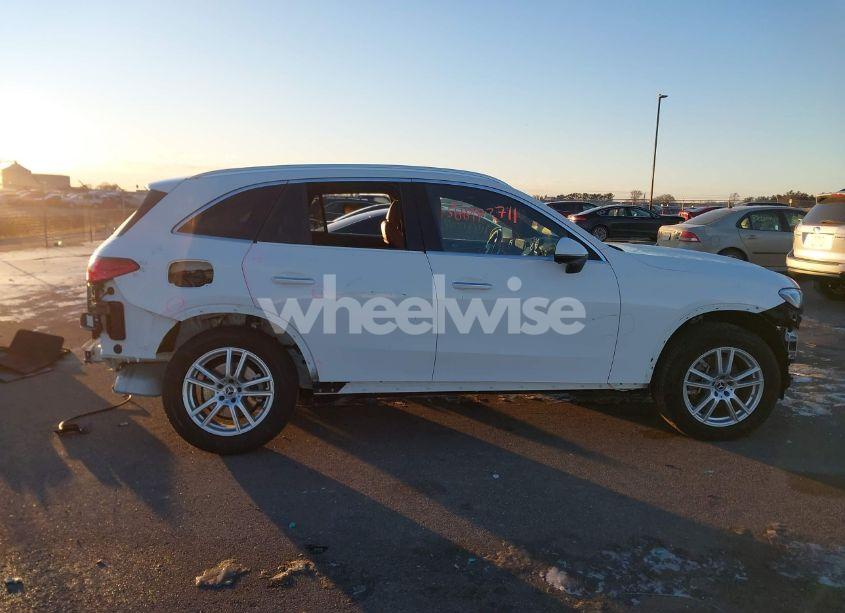 Photo 14 of 2023 Mercedes-benz Glc 300 4MATIC SUV (VIN W1NKM4HBXPU028989)