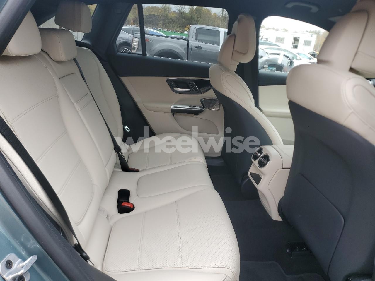 Photo 11 of 2025 MERCEDES-BENZ GLC 350E (VIN W1NKM5GB2SF303033)