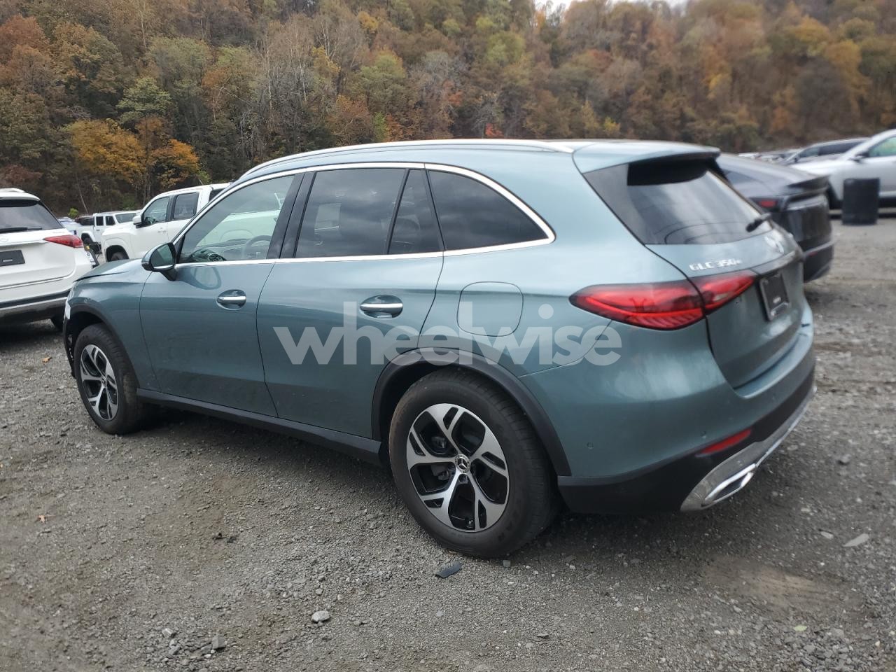 Photo 2 of 2025 MERCEDES-BENZ GLC 350E (VIN W1NKM5GB2SF303033)