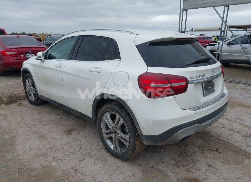 Photo 3 of 2020 Mercedes-benz Gla 250 (VIN W1NTG4EB3LU040525)