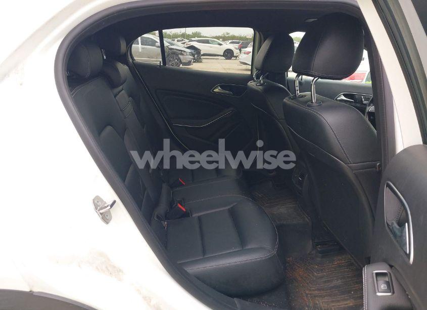 Photo 8 of 2020 Mercedes-benz Gla 250 (VIN W1NTG4EB3LU040525)