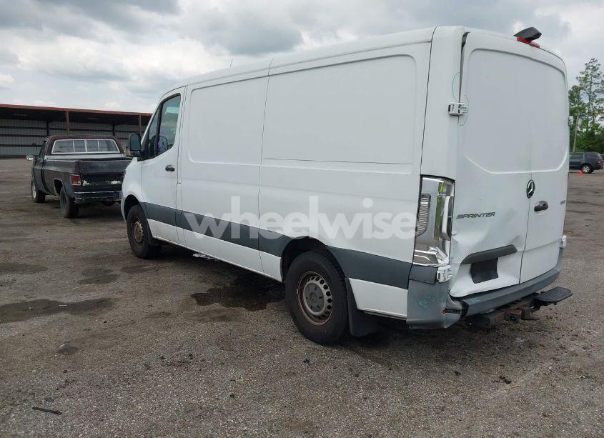 Photo 3 of 2020 Mercedes-benz Sprinter 2500 STANDARD ROOF I4 (VIN W1W40BHY0LT025205)