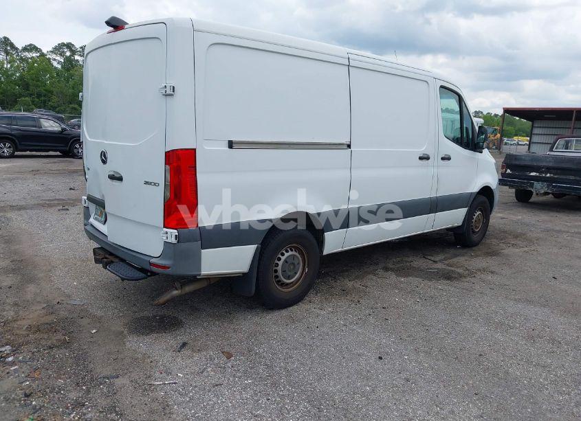 Photo 4 of 2020 Mercedes-benz Sprinter 2500 STANDARD ROOF I4 (VIN W1W40BHY0LT025205)