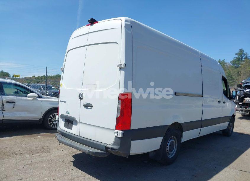 Photo 4 of 2021 Mercedes-benz Sprinter 2500 HIGH ROOF I4 (VIN W1W40CHY4MT056383)