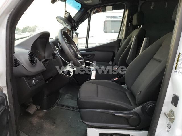 Photo 9 of 2020 MERCEDES-BENZ SPRINTER 2500 (VIN W1W4DDHY0LT041484)