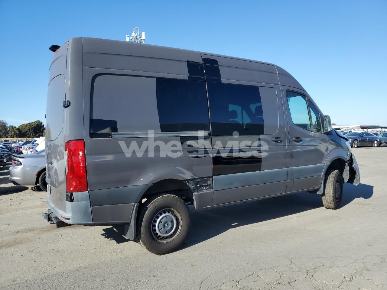 Photo 3 of 2019 MERCEDES-BENZ SPRINTER 2500 (VIN W1W4EBVY2KT017465)