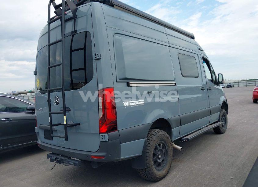 Photo 4 of 2023 Mercedes-benz Sprinter 2500 STANDARD ROOF V6 (VIN W1W4EBVY7MP424550)