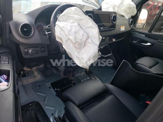 Photo 10 of 2024 MERCEDES-BENZ SPRINTER 2500 (VIN W1W4KBHY3RT164196)