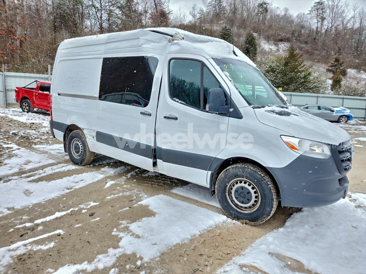 Photo 4 of 2025 MERCEDES-BENZ SPRINTER 2500 (VIN W1W4KBHY3ST200202)