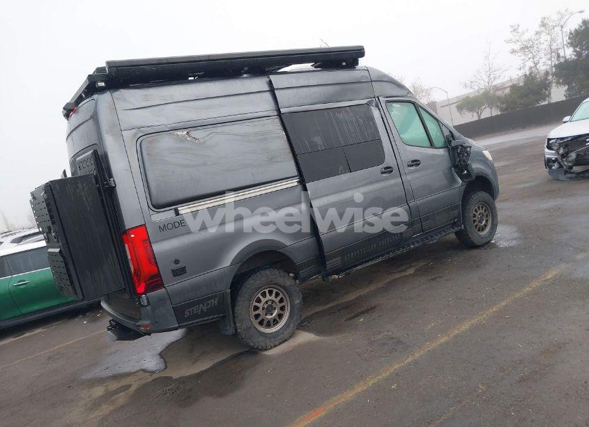 Photo 4 of 2023 Mercedes-benz Sprinter 2500 STANDARD ROOF 4-CYL DIESEL HO (VIN W1W4NBVY5PT121889)