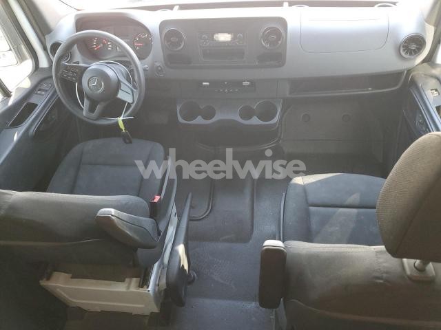 Photo 4 of 2020 MERCEDES-BENZ SPRINTER 1500 (VIN W1W70BGY1LT032758)