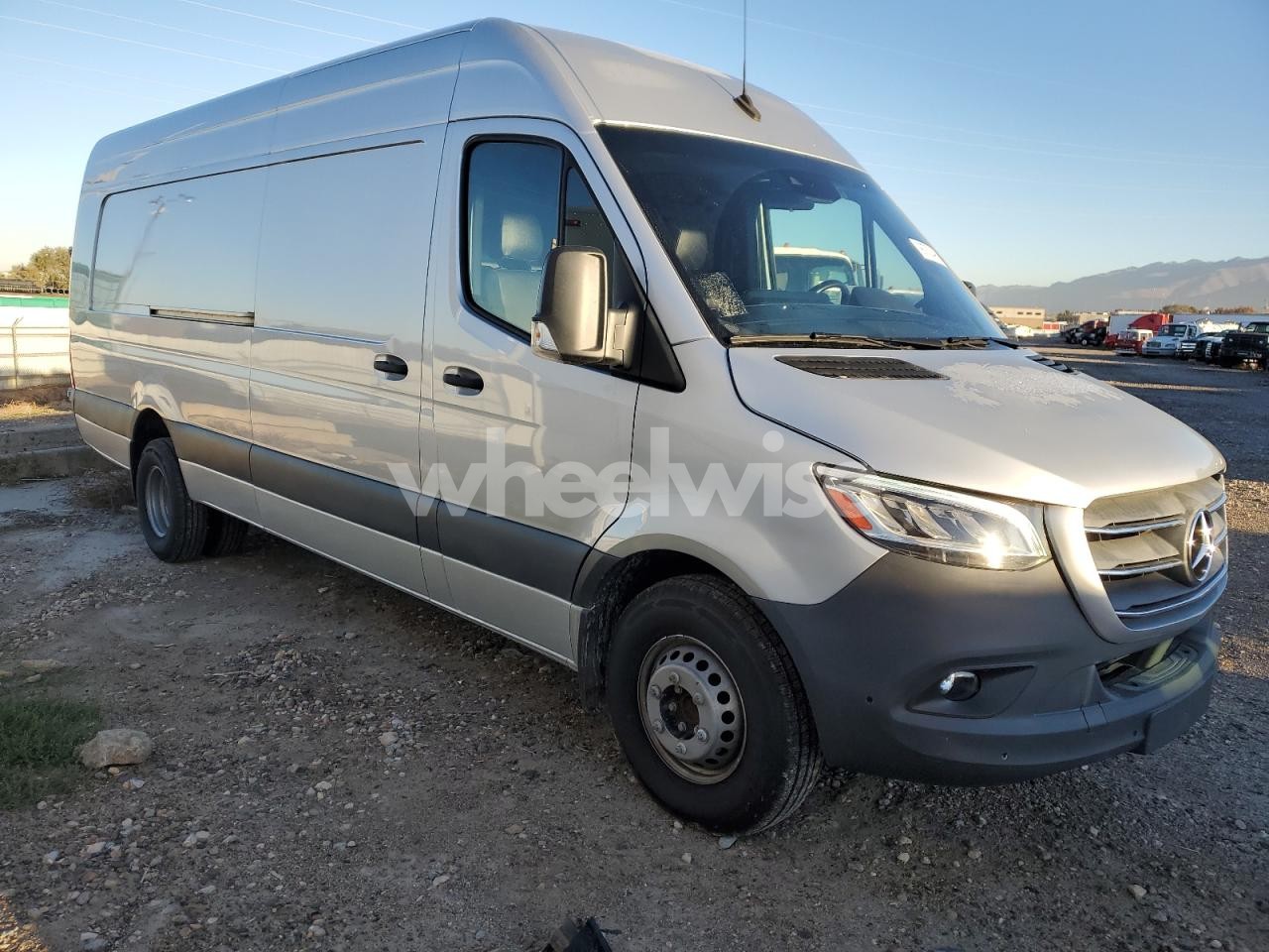 Photo 4 of 2022 MERCEDES BENZ SPRINTER 4 - DELIVERY VAN N/A (VIN W1W9ED3YXNT113224)