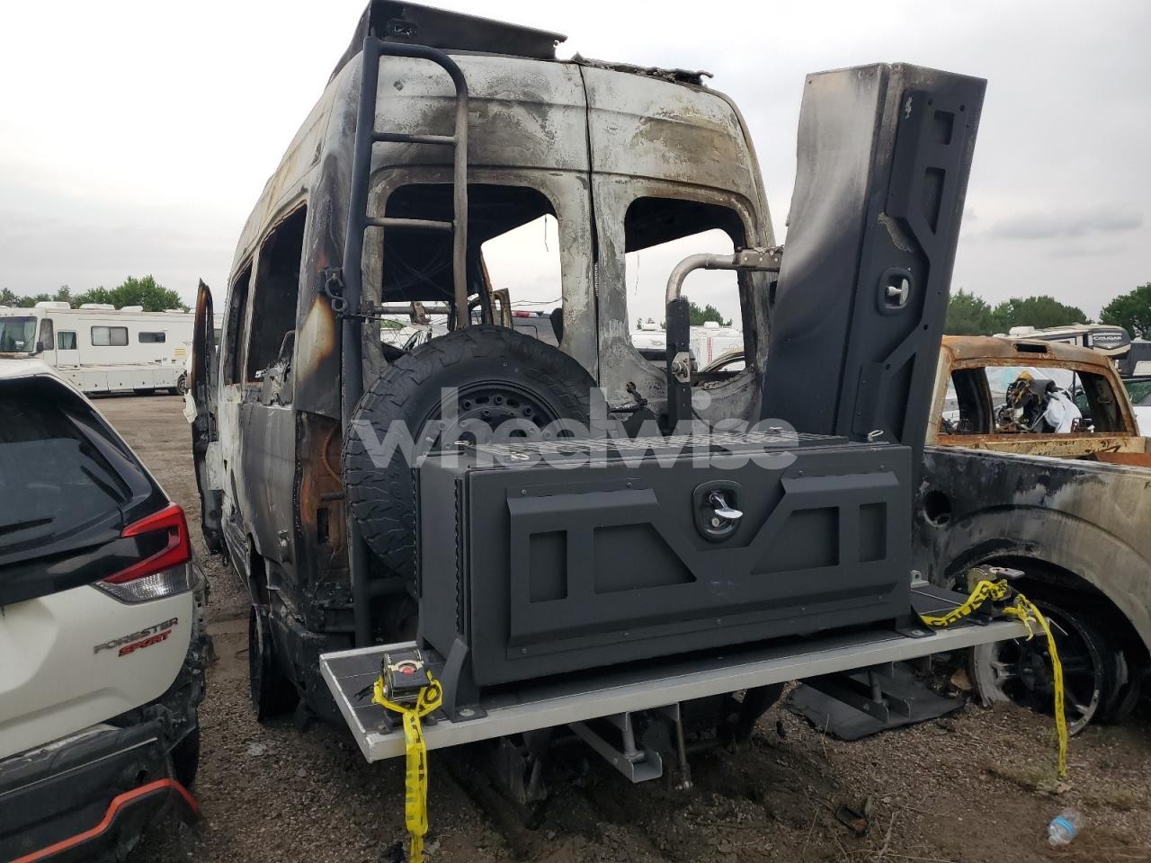 Photo 4 of 2024 MERCEDES-BENZ SPRINTER 2500 (VIN W1X4NBVY2RT158915)