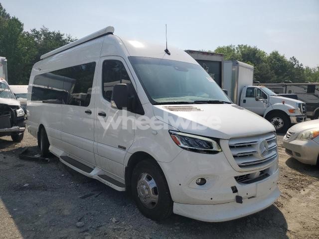 Photo 4 of 2020 MERCEDES-BENZ SPRINTER 3500 (VIN W1X8ED3Y5LT042714)