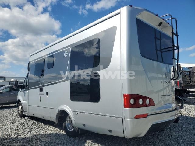 Photo 2 of 2023 MERCEDES-BENZ SPRINTER 3500 (VIN W1X8N33Y1PN251890)