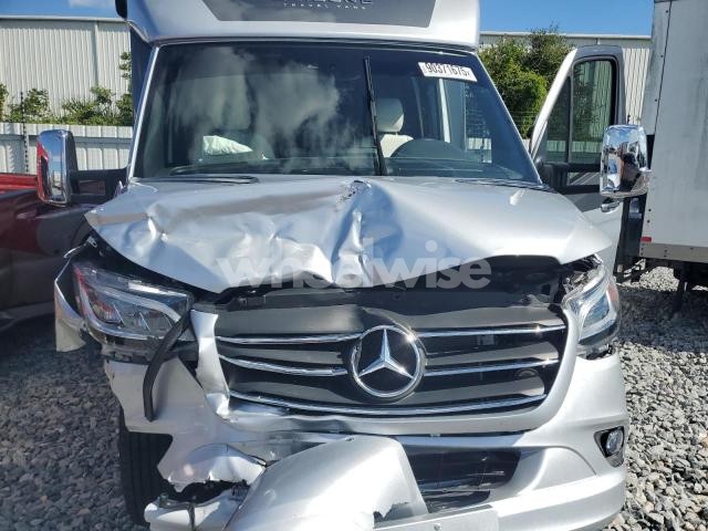 Photo 9 of 2023 MERCEDES-BENZ SPRINTER 3500 (VIN W1X8N33Y1PN251890)