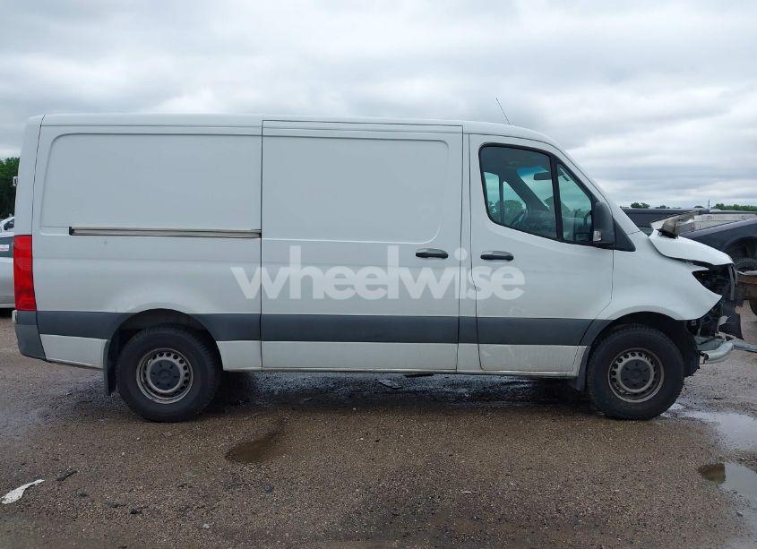 Photo 13 of 2021 Mercedes-benz Sprinter 2500 STANDARD ROOF I4 (VIN W1Y40BHY4MT064355)