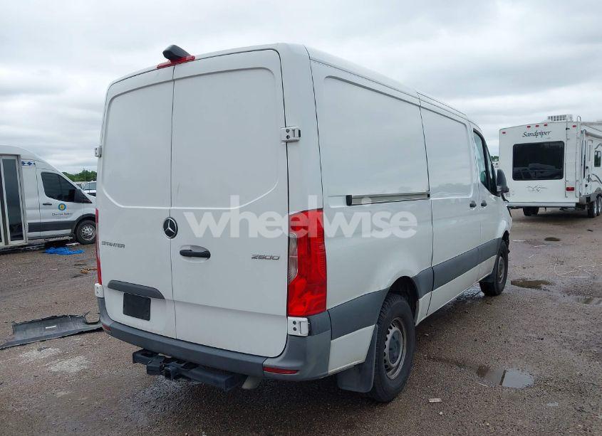 Photo 4 of 2021 Mercedes-benz Sprinter 2500 STANDARD ROOF I4 (VIN W1Y40BHY4MT064355)
