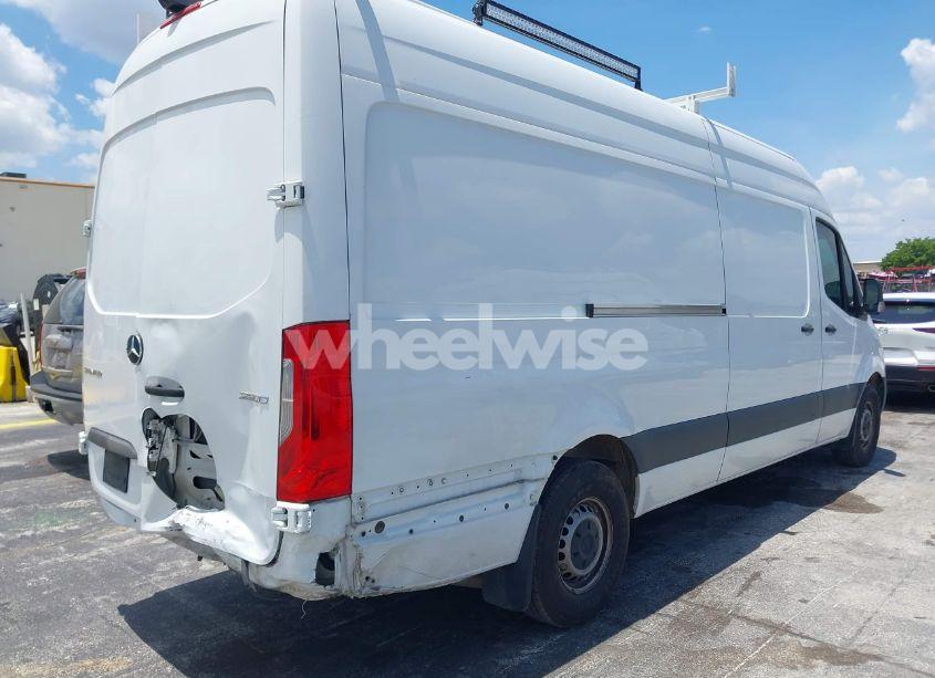 Photo 4 of 2021 Mercedes-benz Sprinter 2500 HIGH ROOF I4 (VIN W1Y40CHY0MT062026)