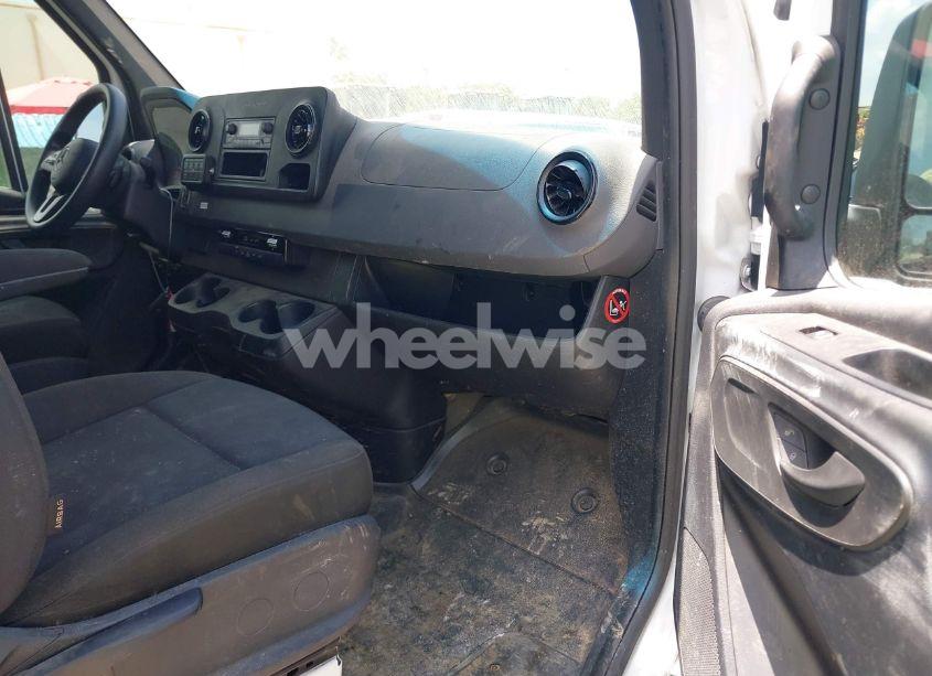 Photo 5 of 2021 Mercedes-benz Sprinter 2500 HIGH ROOF I4 (VIN W1Y40CHY0MT062026)