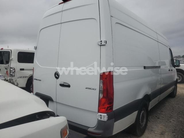 Photo 8 of 2022 MERCEDES-BENZ SPRINTER 2500 (VIN W1Y40CHY0NT083475)