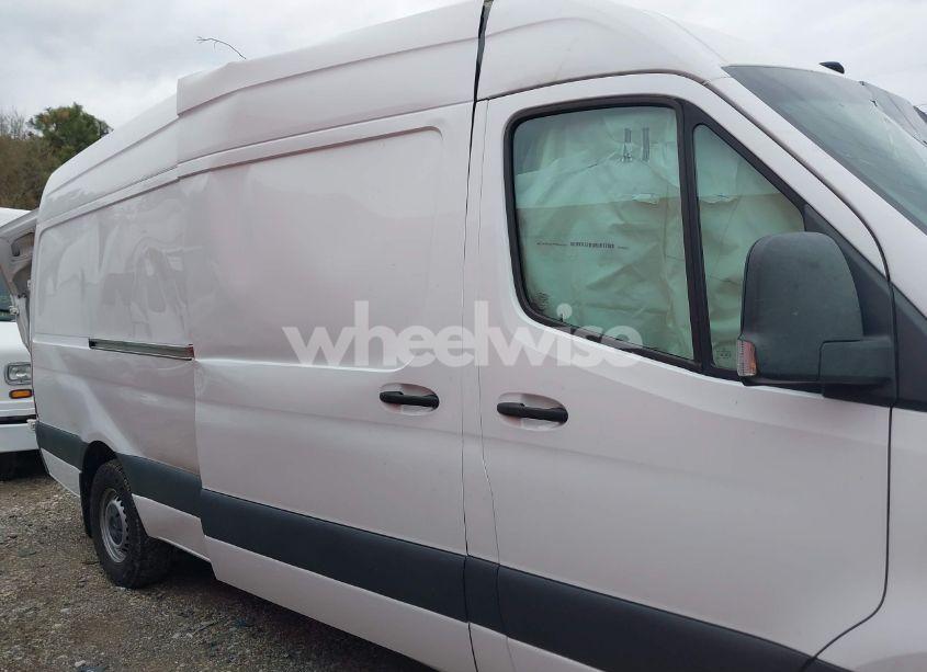 Photo 12 of 2021 Mercedes-benz Sprinter 2500 HIGH ROOF I4 (VIN W1Y40CHYXMT057917)