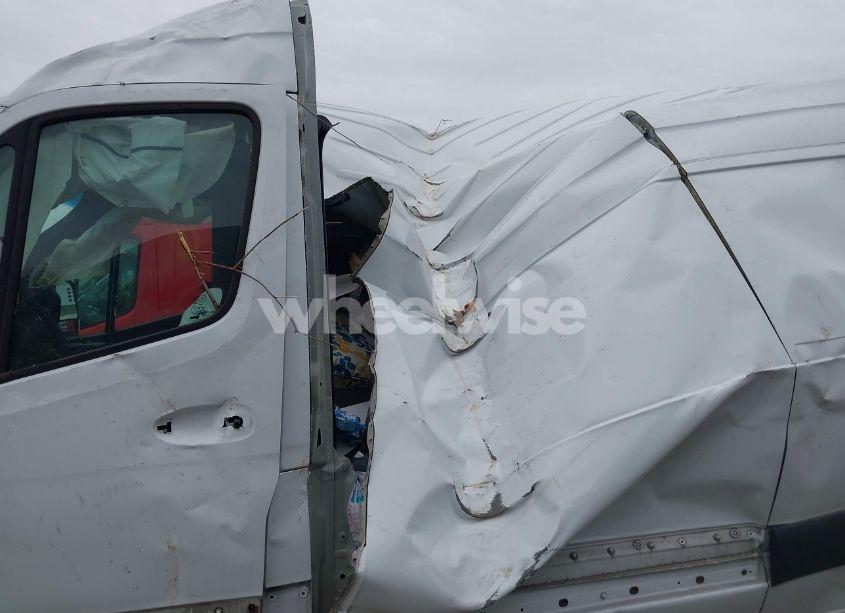 Photo 6 of 2021 Mercedes-benz Sprinter 2500 HIGH ROOF I4 (VIN W1Y40CHYXMT057917)