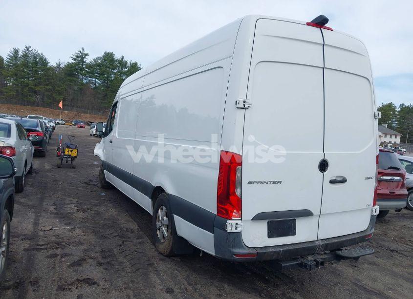 Photo 13 of 2021 Mercedes-benz Sprinter 2500 HIGH ROOF I4 (VIN W1Y40CHYXMT077245)