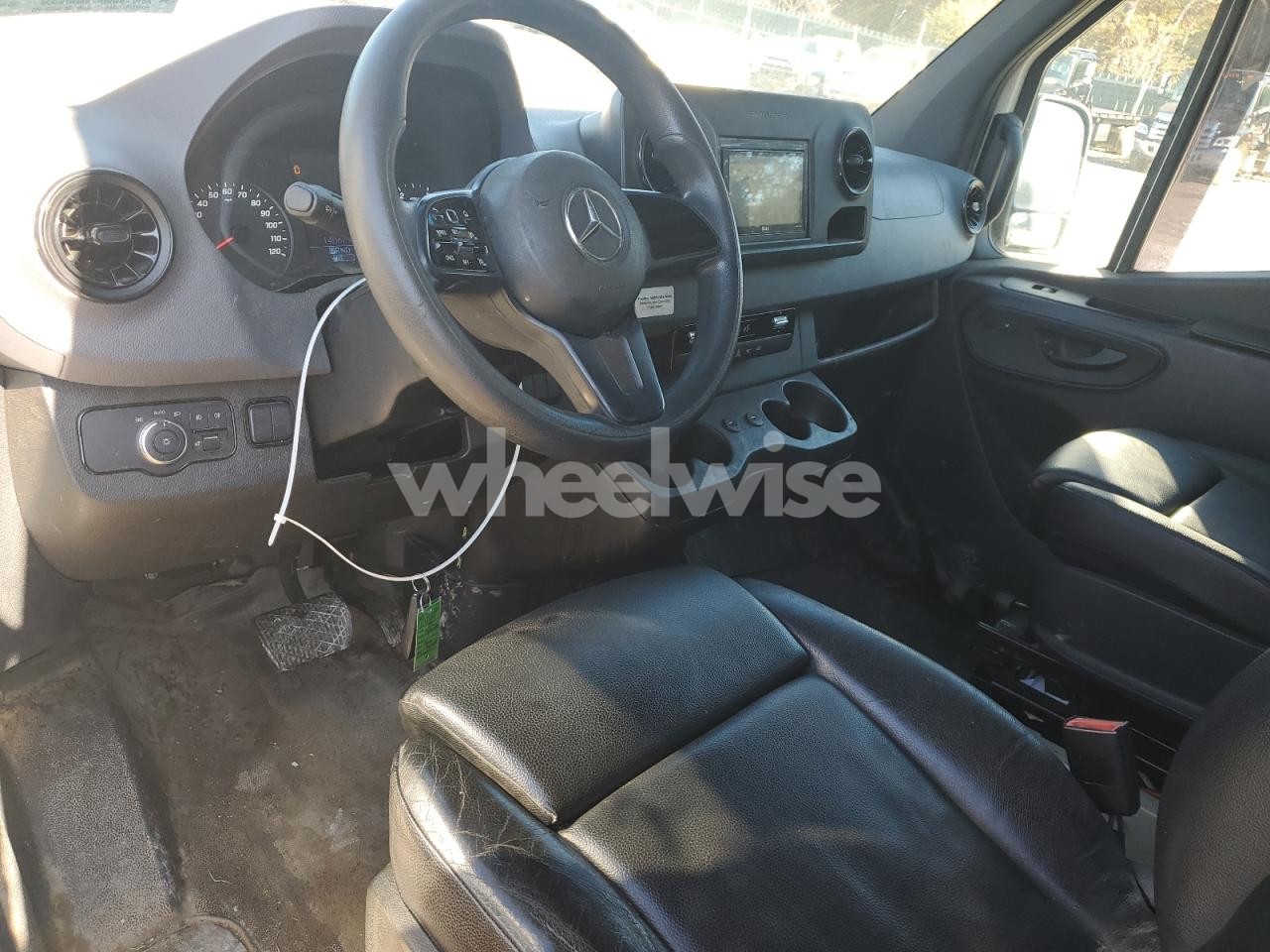 Photo 8 of 2021 MERCEDES BENZ SPRINTER 2500 DELIVERY VAN (VIN W1Y4EBHY6MT058798)