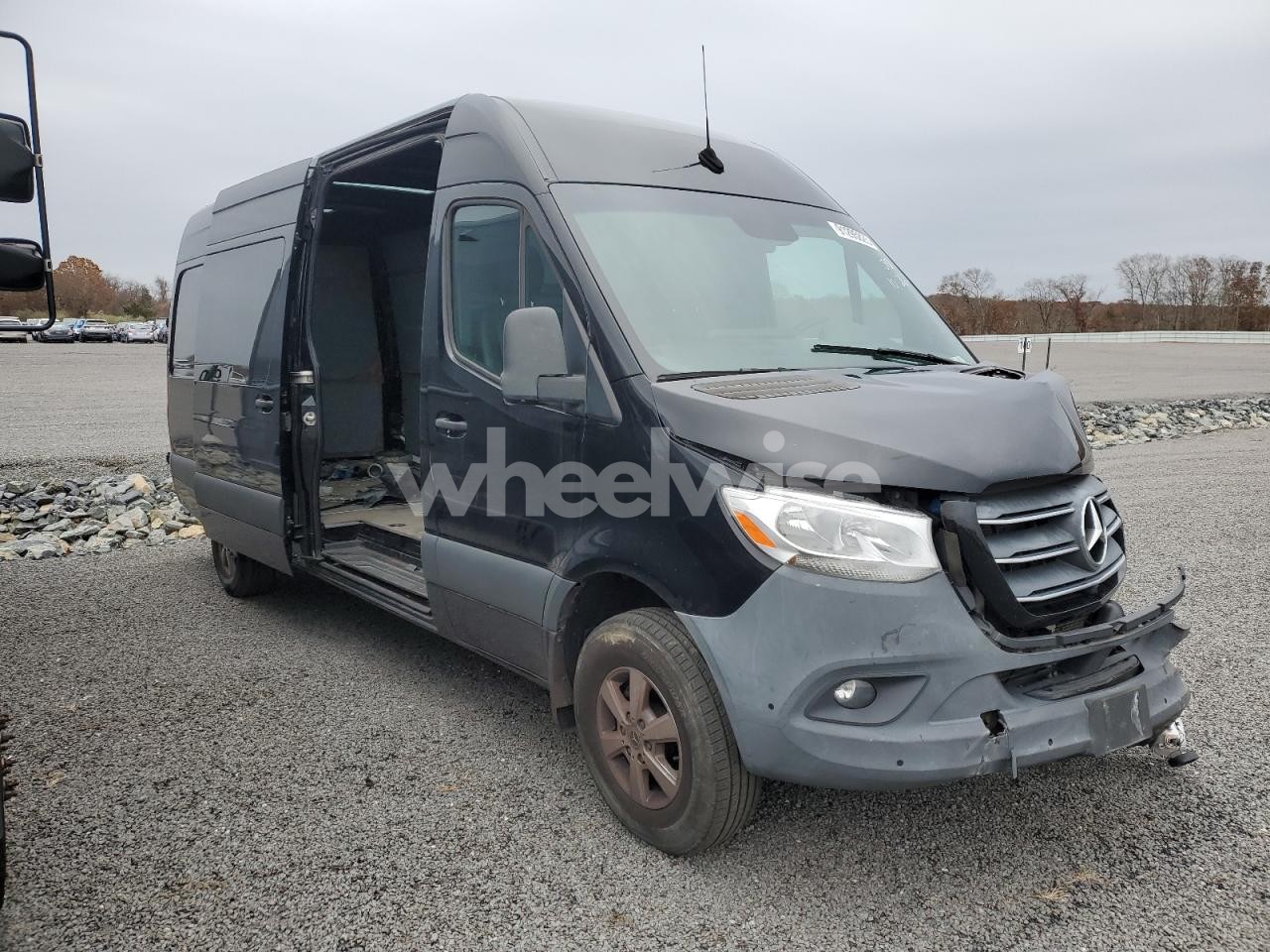 Photo 4 of 2021 MERCEDES BENZ SPRINTER 2500 DELIVERY VAN (VIN W1Y4ECHY1MT069150)