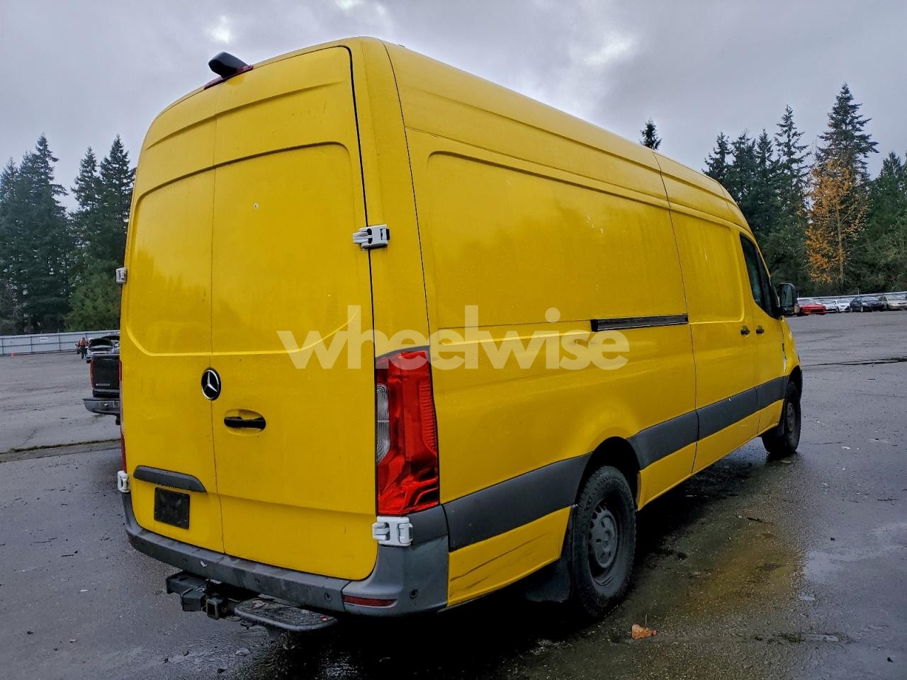Photo 3 of 2022 MERCEDES BENZ SPRINTER 2500 DELIVERY VAN (VIN W1Y4ECHY1NT082367)