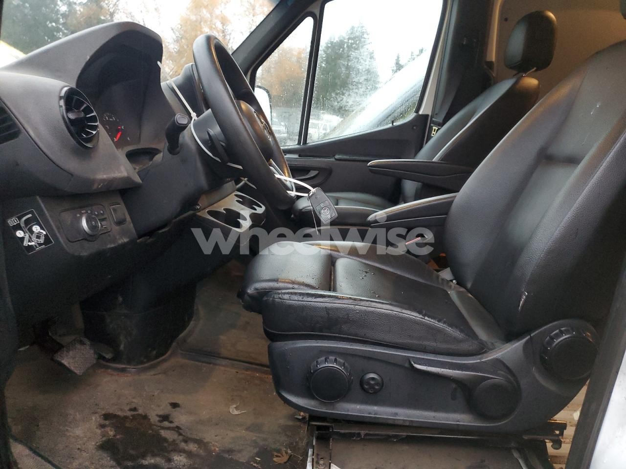 Photo 7 of 2022 MERCEDES BENZ SPRINTER 2500 DELIVERY VAN (VIN W1Y4ECHY1NT082367)