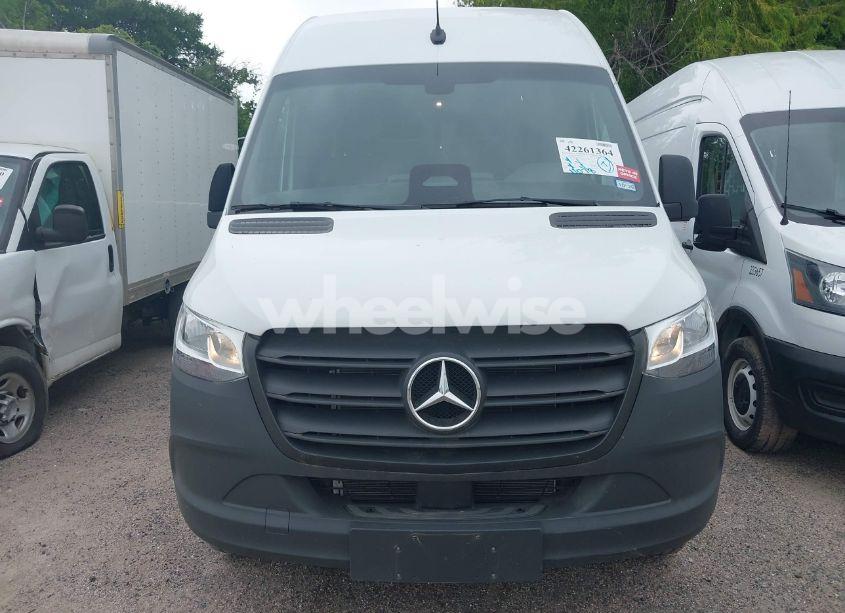 Photo 12 of 2025 Mercedes-benz Sprinter 2500 STANDARD ROOF 4-CYL DIESEL (VIN W1Y4KBHY7SP761633)
