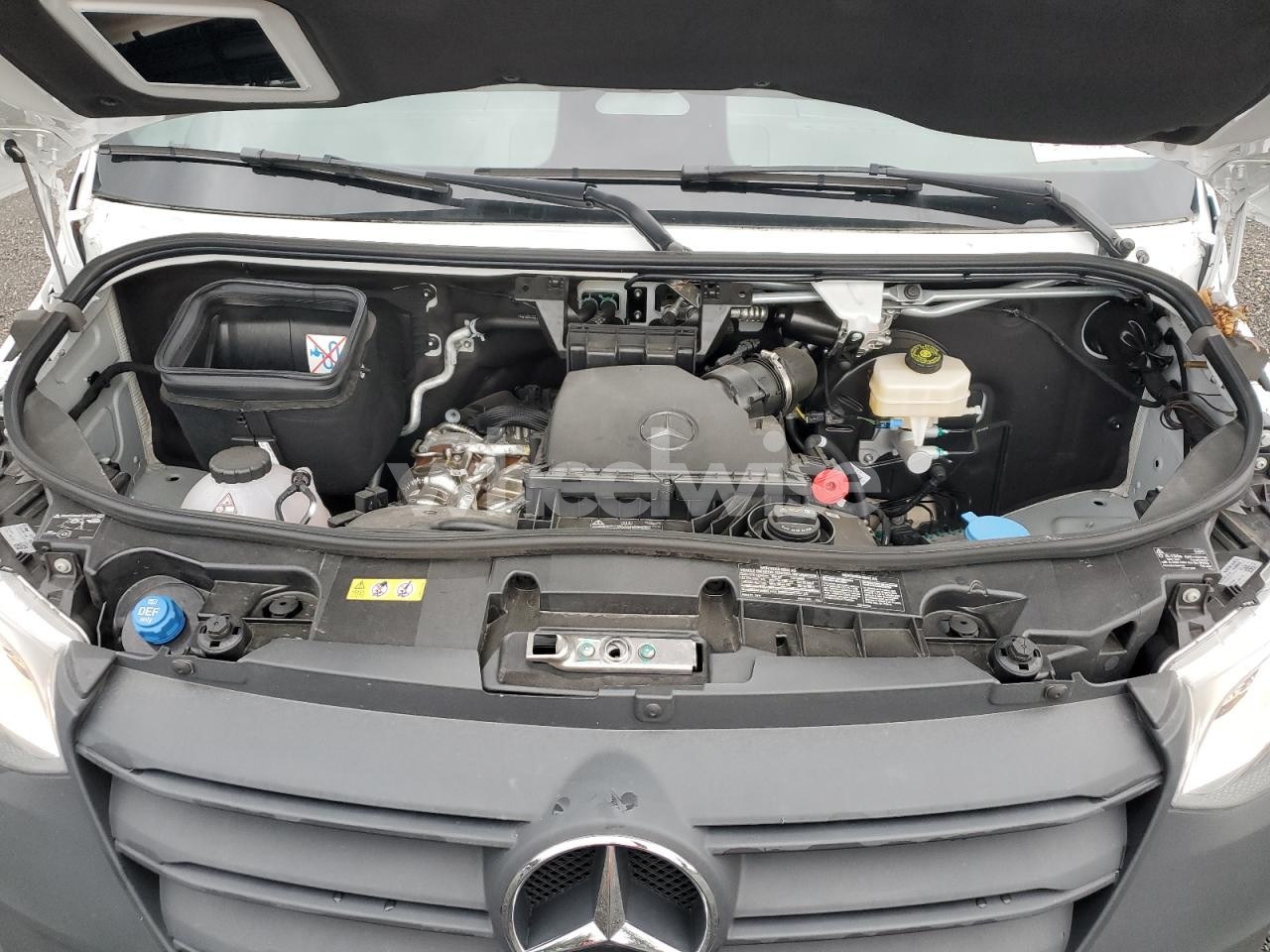 Photo 12 of 2025 MERCEDES BENZ SPRINTER 2500 DELIVERY VAN (VIN W1Y4KBHY8ST195621)