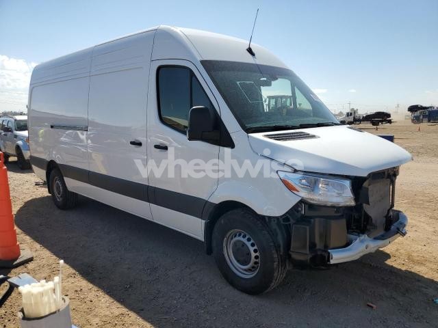 Photo 2 of 2024 MERCEDES-BENZ SPRINTER 2500 (VIN W1Y4KCHY4RT180131)