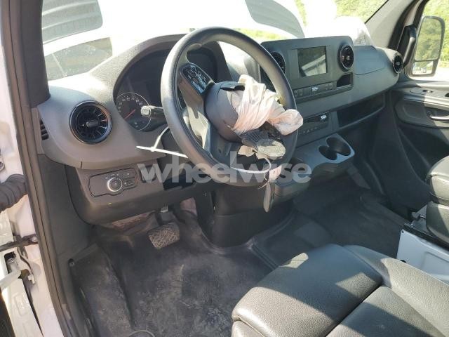 2024 MERCEDES-BENZ SPRINTER 2500 (VIN W1Y4KCHY7RT171018) main photo