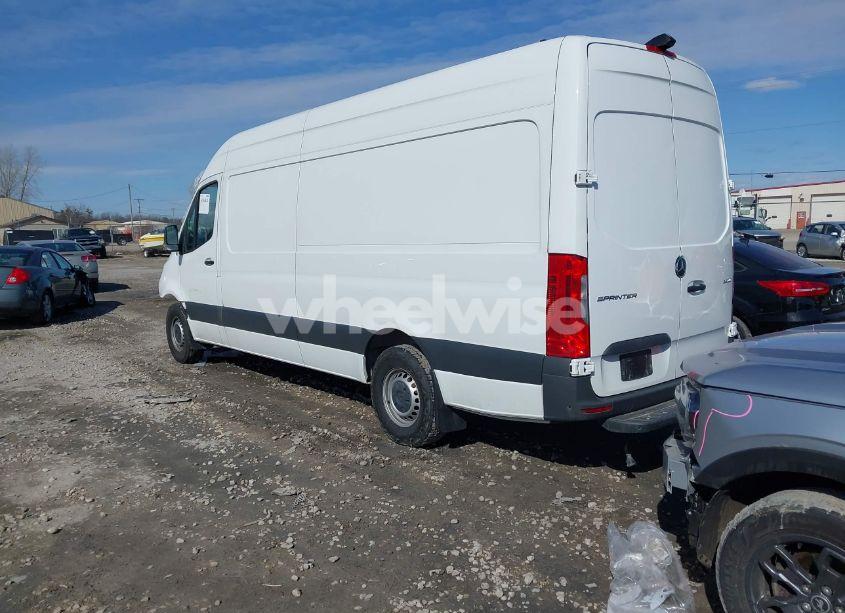 Photo 3 of 2023 Mercedes-benz Sprinter 2500 HIGH ROOF 4-CYL DIESEL HO (VIN W1Y4NCHY0PT152394)
