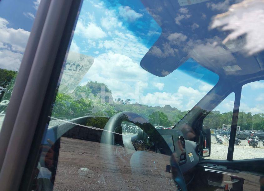 Photo 14 of 2024 Mercedes-benz Sprinter 2500 HIGH ROOF 4-CYL DIESEL HO/STANDARD ROOF 4-CYL DIESEL HO (VIN W1Y4NCVY6RT182569)