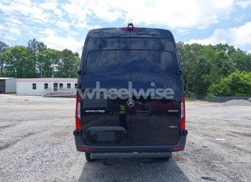 Photo 15 of 2024 Mercedes-benz Sprinter 2500 HIGH ROOF 4-CYL DIESEL HO/STANDARD ROOF 4-CYL DIESEL HO (VIN W1Y4NCVY6RT182569)