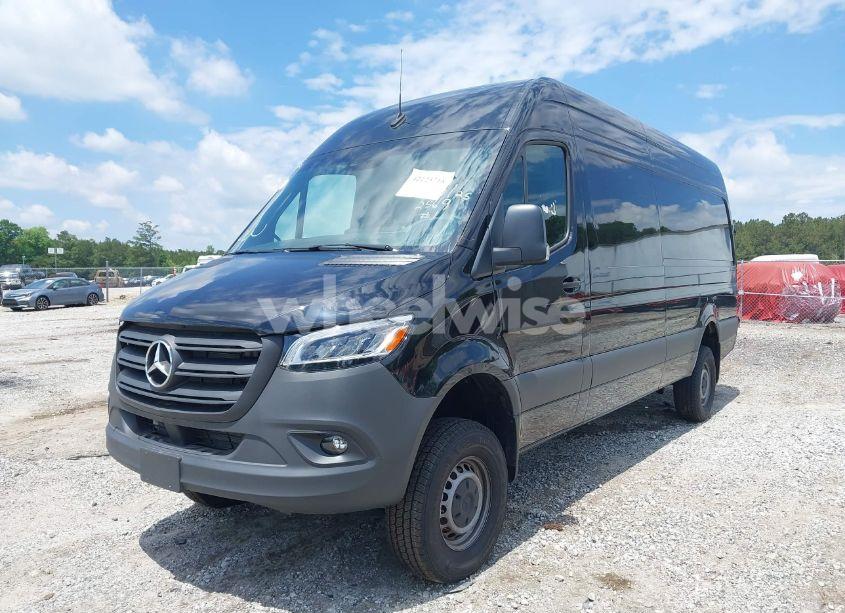 Photo 6 of 2024 Mercedes-benz Sprinter 2500 HIGH ROOF 4-CYL DIESEL HO/STANDARD ROOF 4-CYL DIESEL HO (VIN W1Y4NCVY6RT182569)