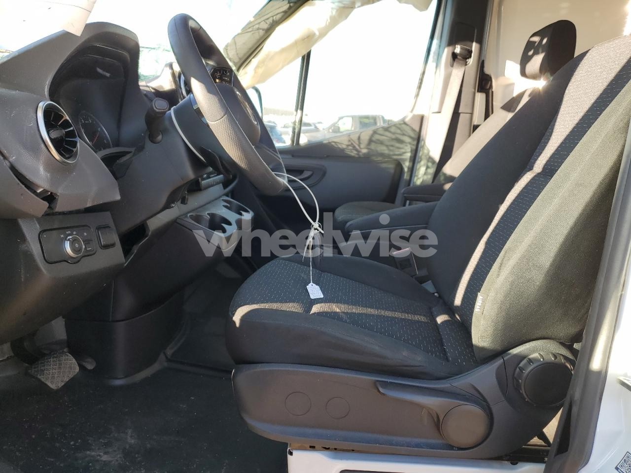 Photo 7 of 2025 MERCEDES-BENZ SPRINTER 2500 (VIN W1Y4NDHY3ST198929)