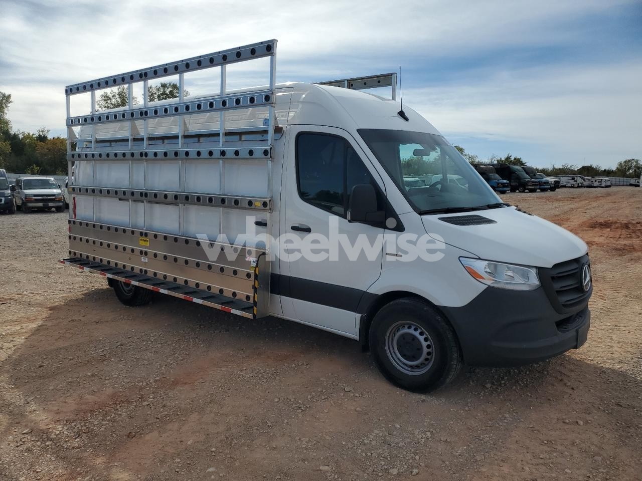 Photo 4 of 2024 MERCEDES BENZ ESPRINTER DELIVERY VAN (VIN W1Y4UCHY7RT178948)