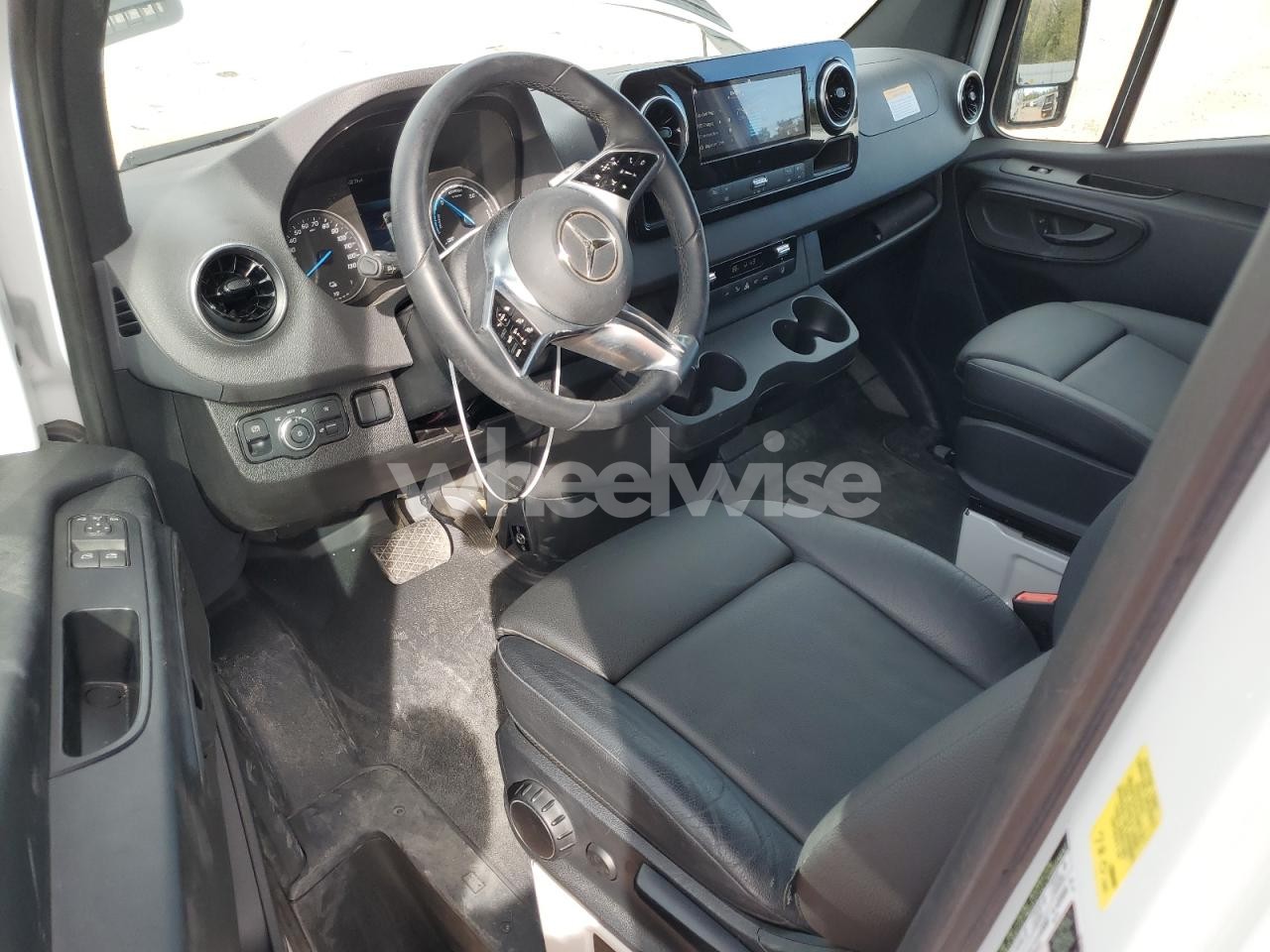 Photo 8 of 2024 MERCEDES BENZ ESPRINTER DELIVERY VAN (VIN W1Y4UCHY7RT178948)