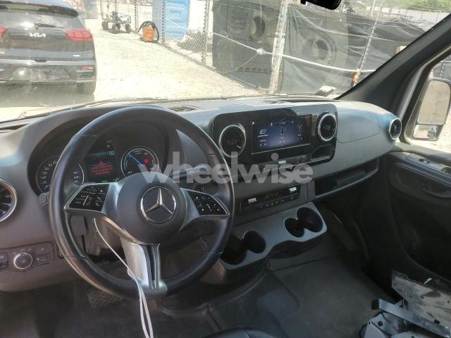 Photo 6 of 2024 MERCEDES-BENZ ESPRINTER 2500 (VIN W1Y4VCHY3RT182265)