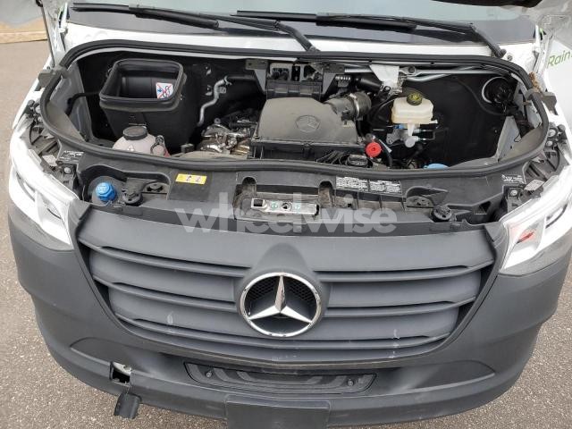 Photo 2 of 2024 MERCEDES-BENZ SPRINTER 3500 (VIN W1Y5NBHYXRT169642)