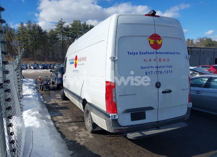 Photo 3 of 2024 Mercedes-benz Sprinter 3500 HIGH ROOF 4-CYL DIESEL HO (VIN W1Y5NCHY4RT177614)