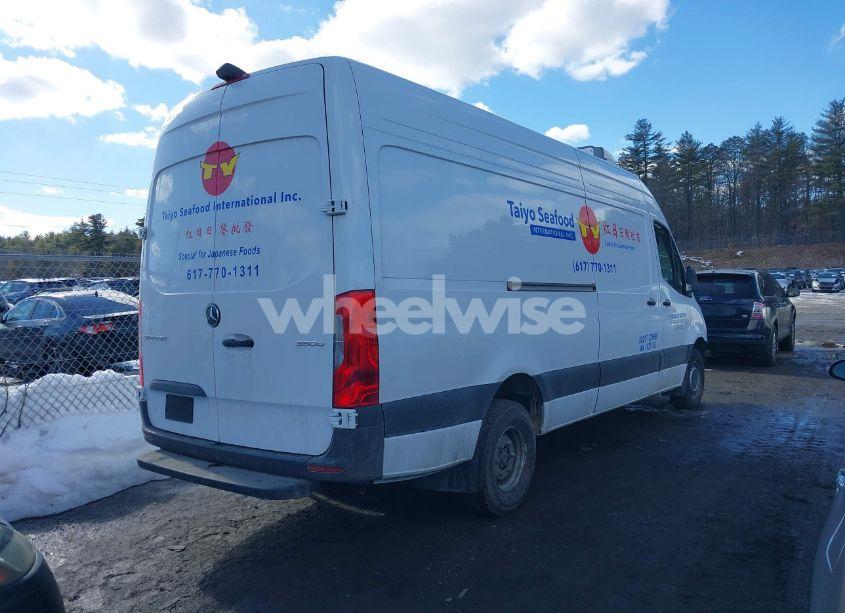 Photo 4 of 2024 Mercedes-benz Sprinter 3500 HIGH ROOF 4-CYL DIESEL HO (VIN W1Y5NCHY4RT177614)