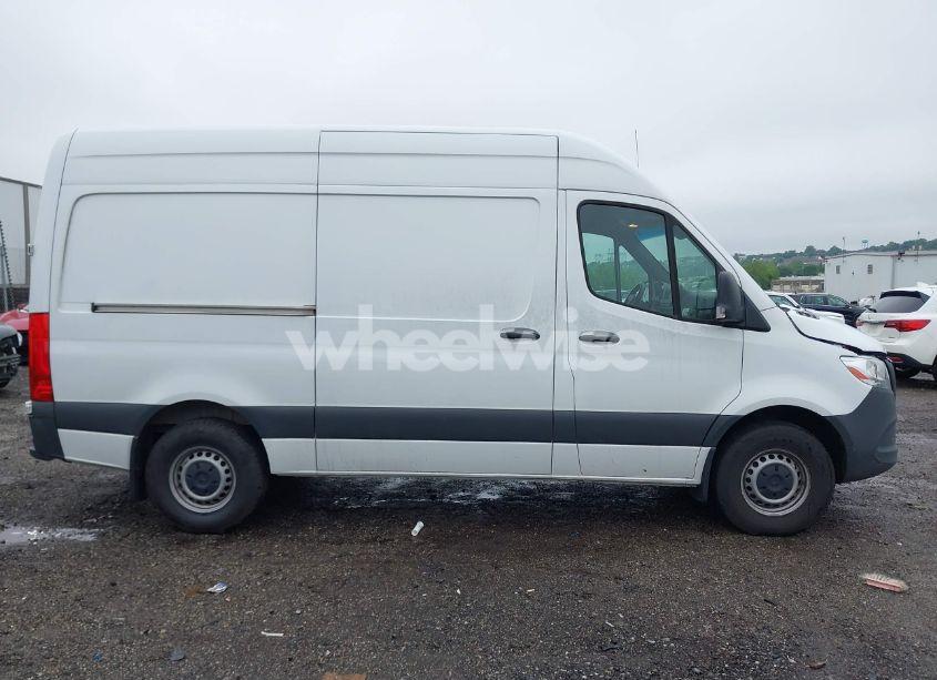 Photo 12 of 2023 Mercedes-benz Sprinter 1500 STANDARD ROOF 4-CYL GAS (VIN W1Y70BGY2PT131859)
