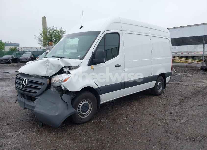 Photo 2 of 2023 Mercedes-benz Sprinter 1500 STANDARD ROOF 4-CYL GAS (VIN W1Y70BGY2PT131859)