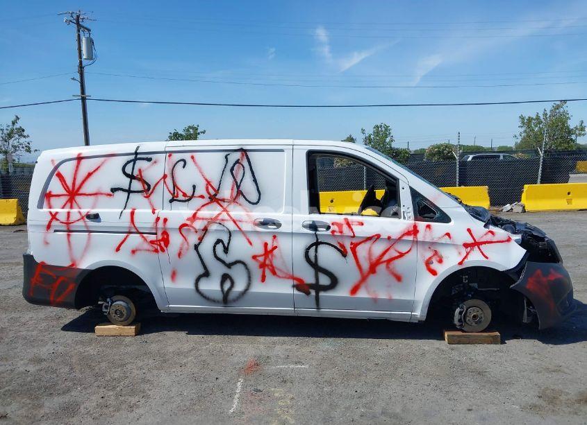 Photo 13 of 2023 Mercedes-benz Metris (VIN W1YV0BEY4P4297711)